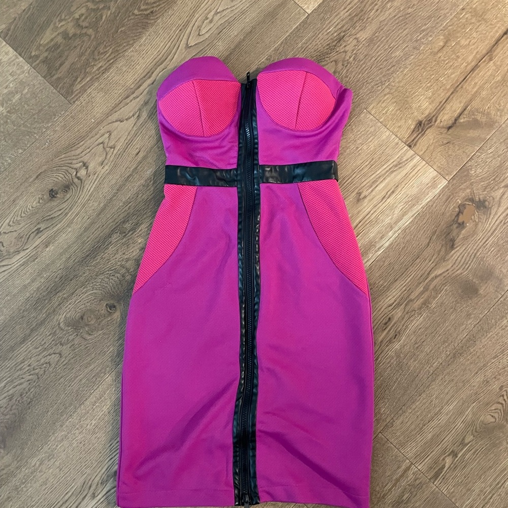 DO&BE pink, strapless party dress. Size S.